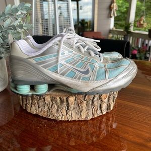 Nike women’s running shoes size 8